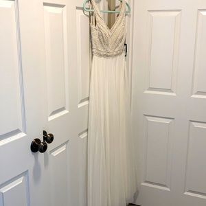 Adrianna Papell Wedding Dress